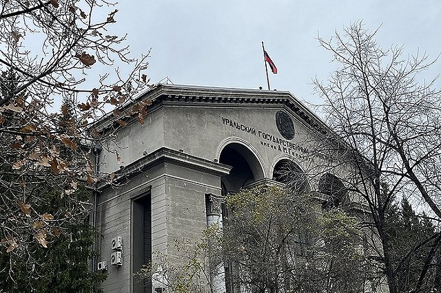 Стало известно, кто дал следствию показания на президента УрФУ Кокшарова