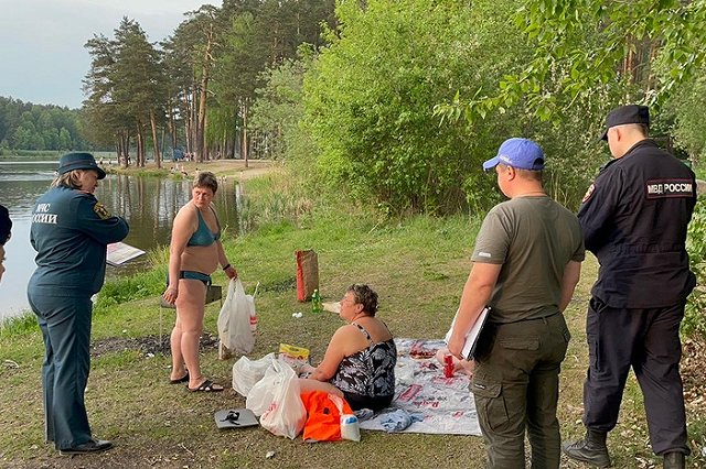 Екатеринбургские полицейские устроили рейд по городским пляжам