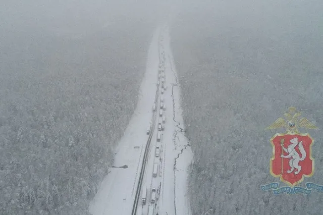 Свердловчанка рассказала о страшной ночи, проведенной в пробке на Пермском тракте