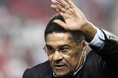 В Португалии объявили трехдневный траур по Эйсебио