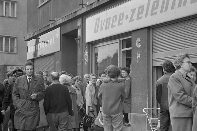 Между Россией и Чехией разгорается скандал из-за фильма об оккупации Праги