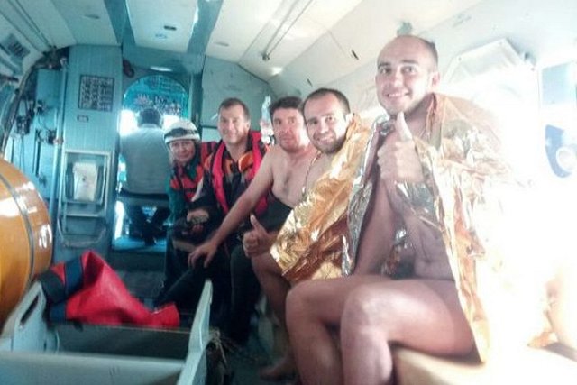 У Геленджика унесенные в открытое море почти сутки дрейфовали на матрасе