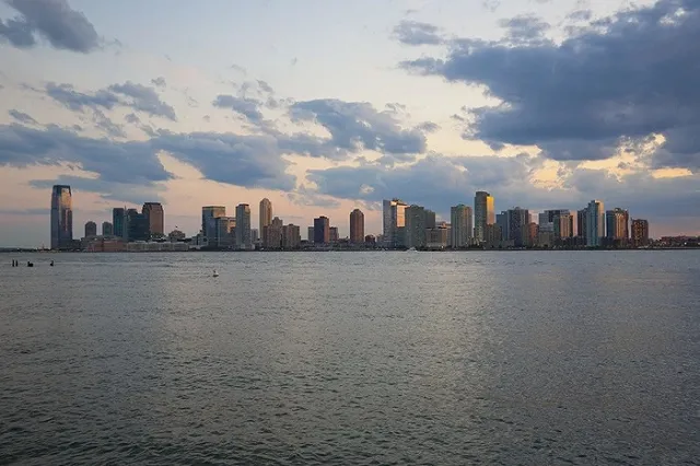 Facebook столкнулся с нехваткой региональных новостей для сервиса с новостями