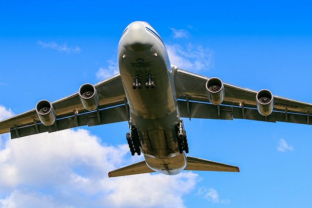 «Известия» сообщили о 10-процентном повышении цен на авиабилеты