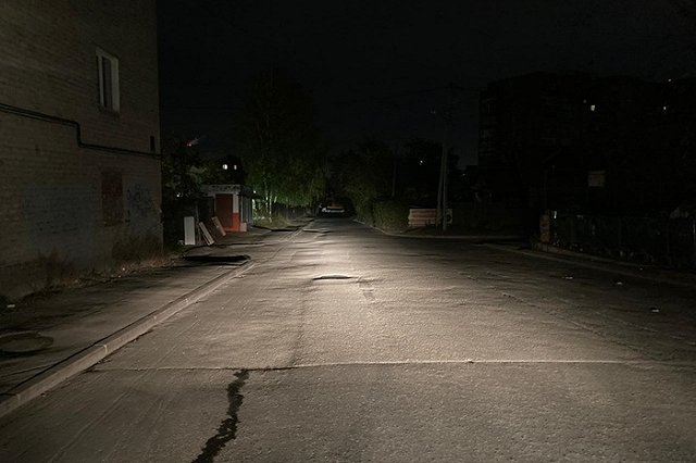 На Шинном под машину угодил девятилетний мальчик