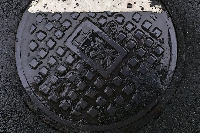 На Урале ребёнок упал в яму с кипятком