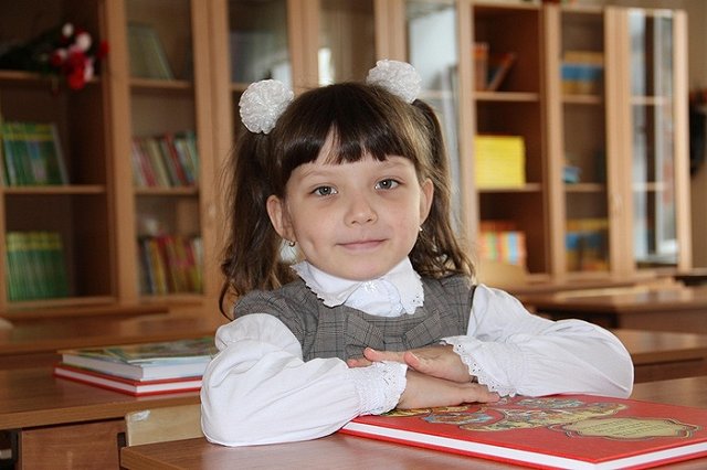 «Это реально ужасно»: екатеринбуржцы раскритиковали новый стандарт школьной формы