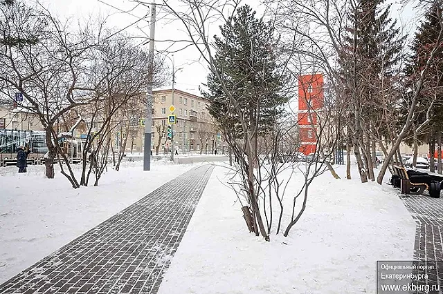 Сквер в честь тренера-спасателя появился в Екатеринбурге на углу улиц Фрунзе и Белинского