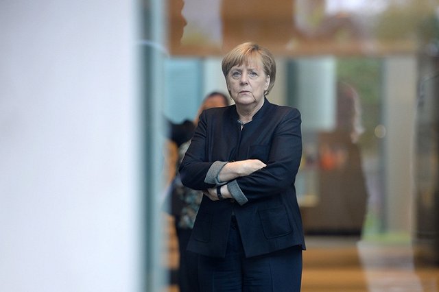 Меркель пригласила Путина на ужин