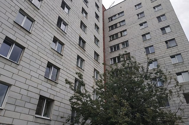 УК «Чкаловская» вызвала ЧОП, когда в «их» дом попыталась войти «Лига ЖКХ Запад»