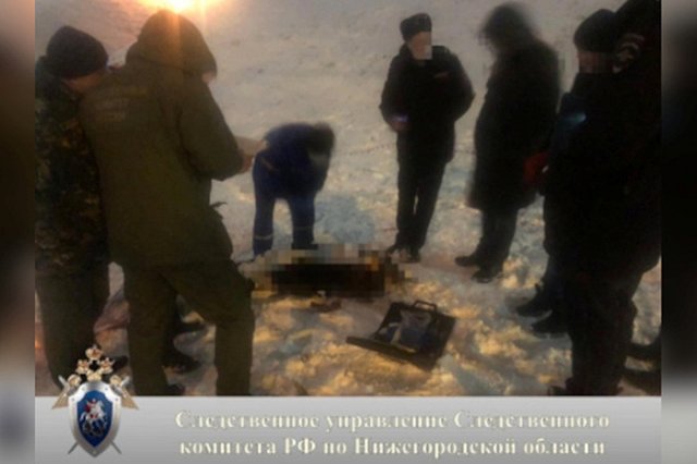 Мужчина застрелил жену на улице и покончил с собой