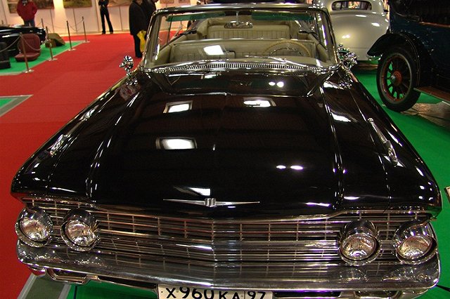 В Екатеринбург едет бронированный «ЗиЛ» Бориса Ельцина