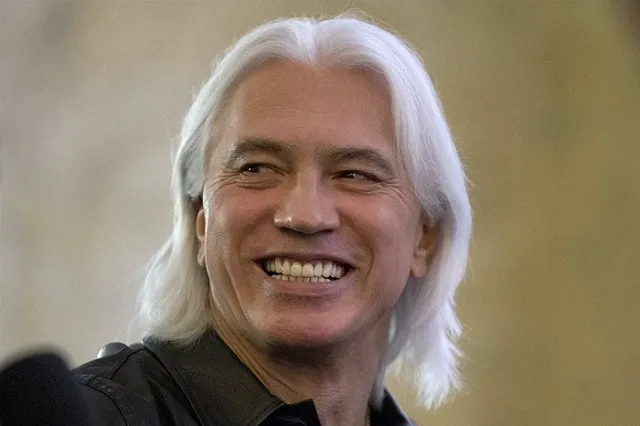 Хворостовский будет лечиться в Лондоне