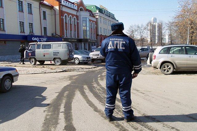 Уволен начальник ГИБДД Верхней Пышмы Александр Кобяшев