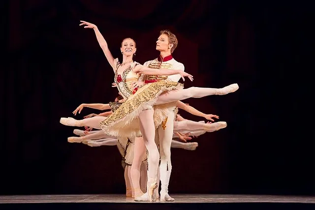 Солисты Мариинского и Большого театров вновь подарят екатеринбуржцам праздник