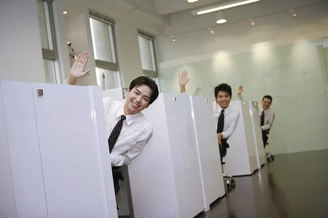 Китайским офисным работникам предложили спать в капсулах в обеденный перерыв