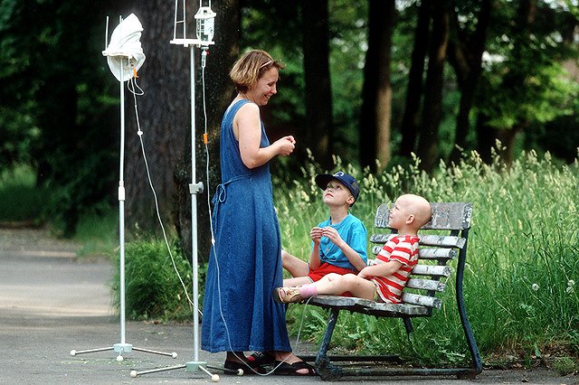 В Ревде похищена еще одна банка с пожертвованиями для ребенка