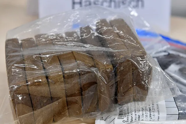 В Челябинске сняли с поезда «глотателя» из Тывы