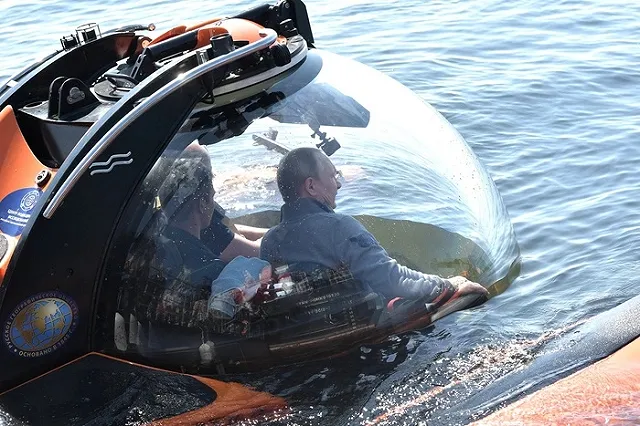 Перед погружением Путина в батискафе в Финском заливе обезвредили минное поле