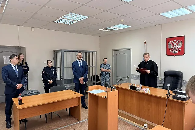 Заместитель прокурора одного из районов Екатеринбурга попался на посредничестве во взятке