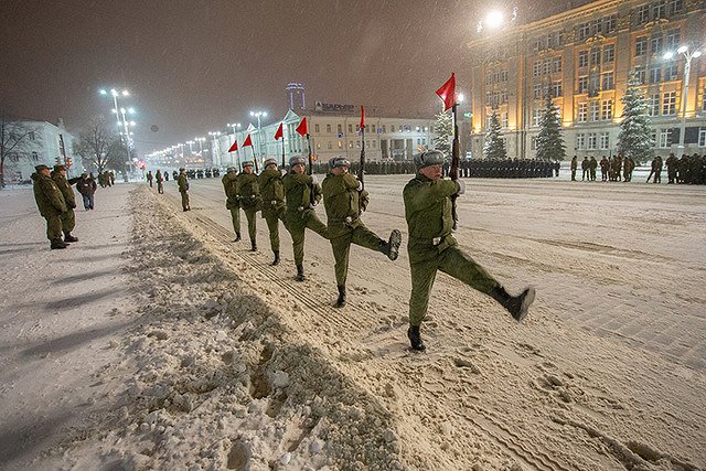 С 1 апреля в Екатеринбурге начнутся репетиции парада Победы