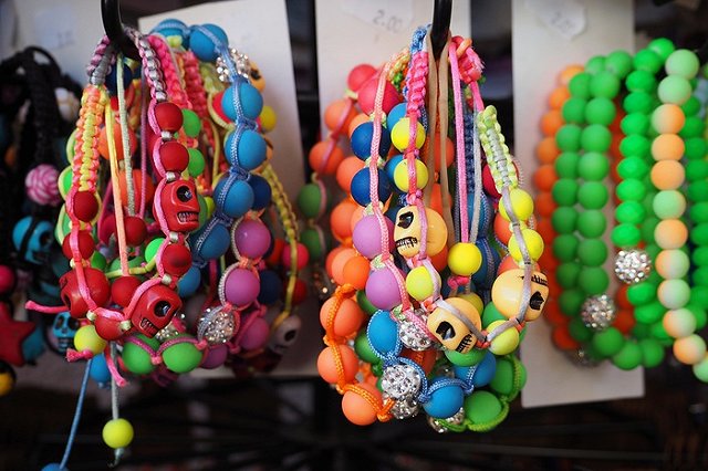 Психологи: Путешествия располагают к супружеским изменам