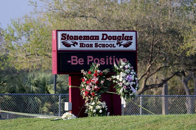 В США Google запретил пользователям искать товары со словом «оружие»