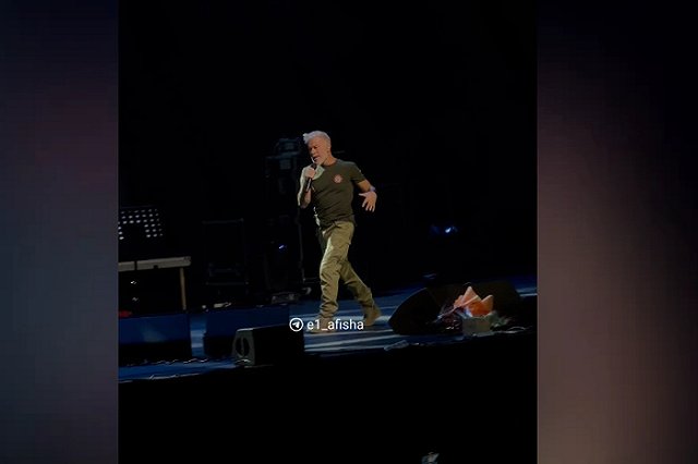 «Главное, что меня пускают в Екатеринбург»: легендарный артист выступил на сцене МТС Live Hall