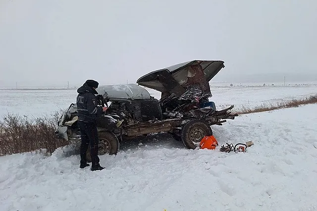 Смертельную аварию устроил водитель УАЗ «буханки» на свердловской трассе (ВИДЕО ДТП)