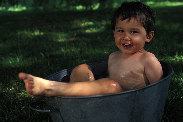 Прокуратура через суд добивается включения горячей воды в элитном поселке