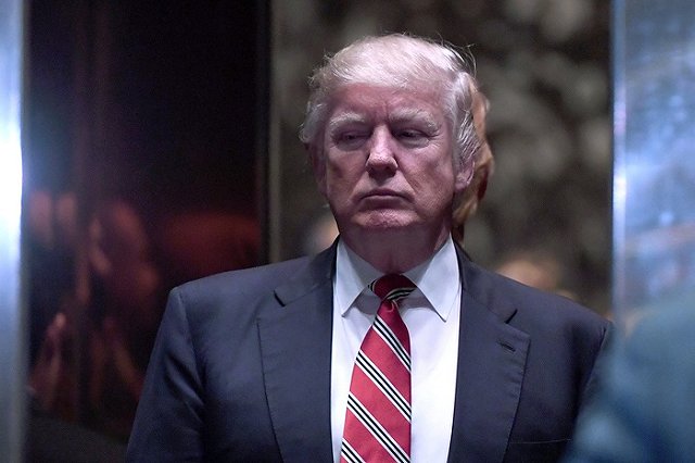 Трамп попросил отказавшихся прийти на его инаугурацию вернуть билеты