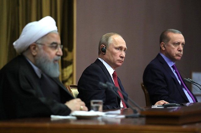 Путин прилетел на авиабазу Хмеймим