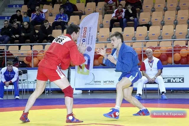 Сотрудники свердловских правоохранительных органов сразятся в самбо