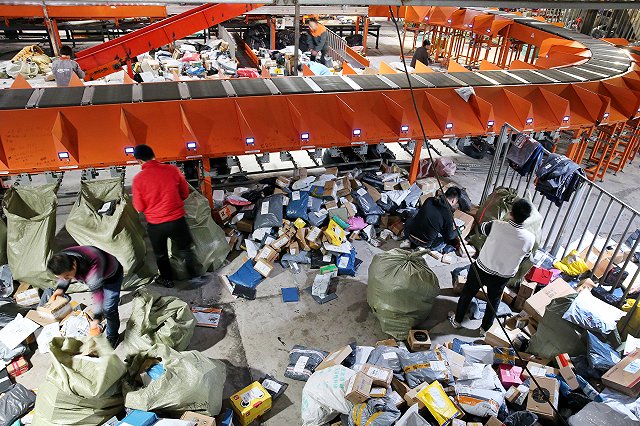 Правительство отказалось вводить пошлины с интернет-покупок