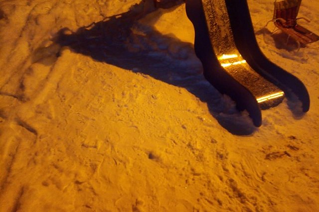 В СК назвали предварительную причину гибели 7-летней девочки на горке в Нижнем Тагиле