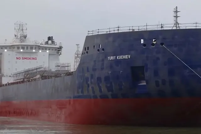 ОАЭ впервые за два года отправили нефть в Европу