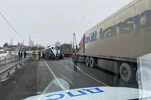 Ограничено движение на свердловской трассе