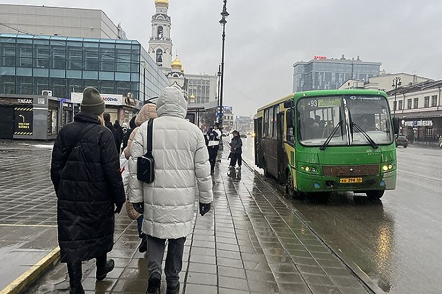 Мэр Екатеринбурга сообщил, как сэкономить на проезде в общественном транспорте