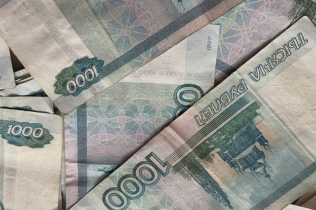 Свердловскстат: зарплаты учителей подскочили до 129 тысяч рублей