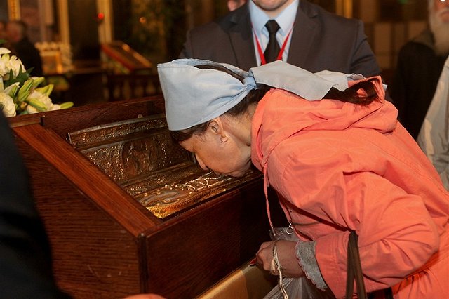 Мощи Георгия Победоносца в Храм-на-Крови будут сопровождать байкеры и ОМОН