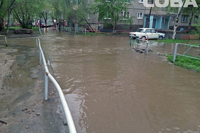 В Екатеринбурге будут судить чиновника из Ростехнадзора за крупную взятку