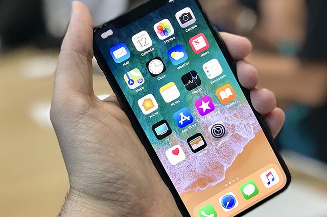В сети появились первые отзывы на Iphone X