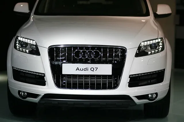 Похитители колес посетили еще один элитный поселок в Екатеринбурге