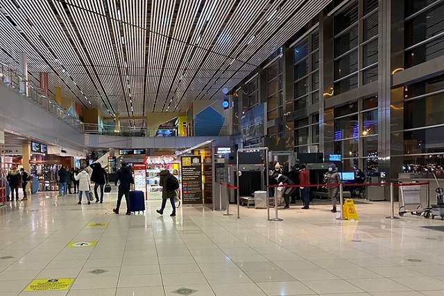 Пьяный пассажир «Уральских авиалиний» «заминировал» аэропорт Кольцово