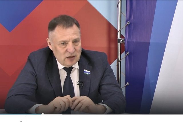 Отрезать «хрен» мужчинам, от которых делают аборт, предложил свердловский депутат