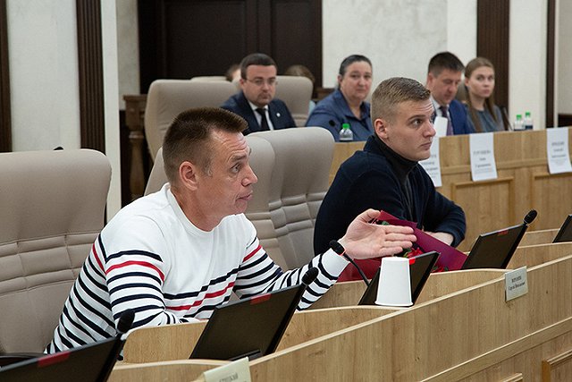 Глава Екатеринбурга ответил на вопрос о катке на площади 1905 года