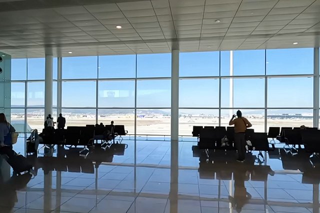 У семьи из России в аэропорту Барселоны украли 8,5 млн евро