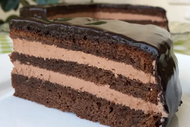 «Ъ» узнал, чем пытались отравить военных летчиков в Армавире