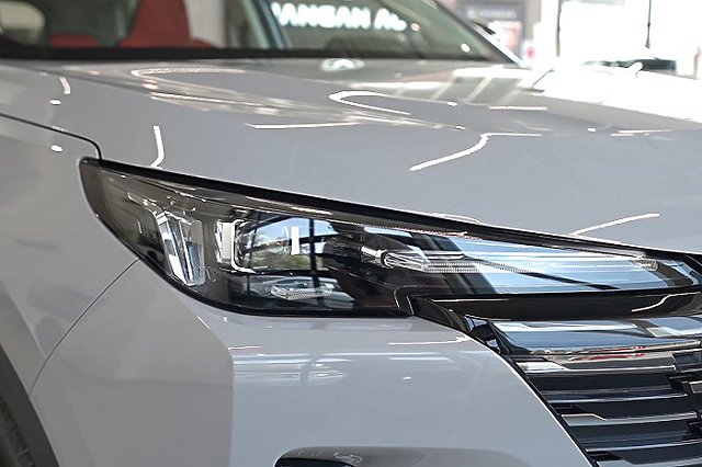 Екатеринбурженке пришёл штраф в 600 тысяч за покупку авто у иностранцев