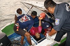 Скончался пострадавший при аварии парома мальчик из России